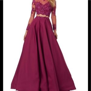 Gorgeous  Prom or EveningGown. Worn only once.