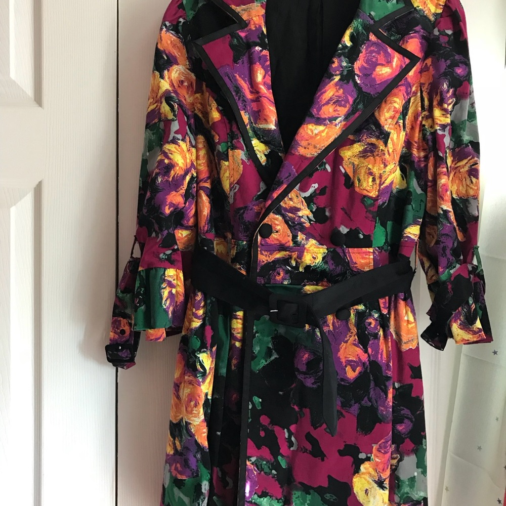 Jacket - Picture 3 of 4