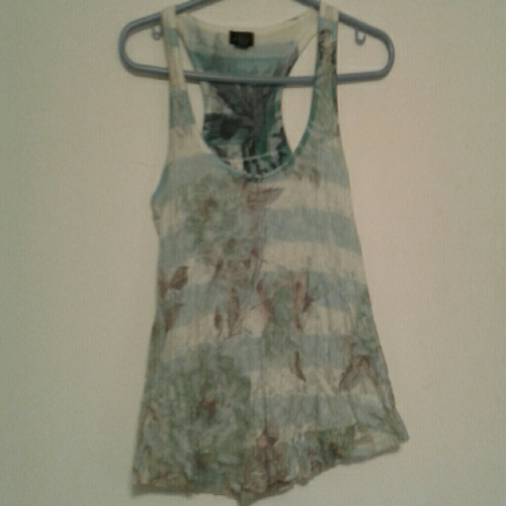 Summer tank top with lace