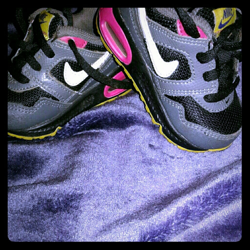 Toddler nike airmax