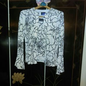 Beautiful Holiday Top and sleeved Jacket cover