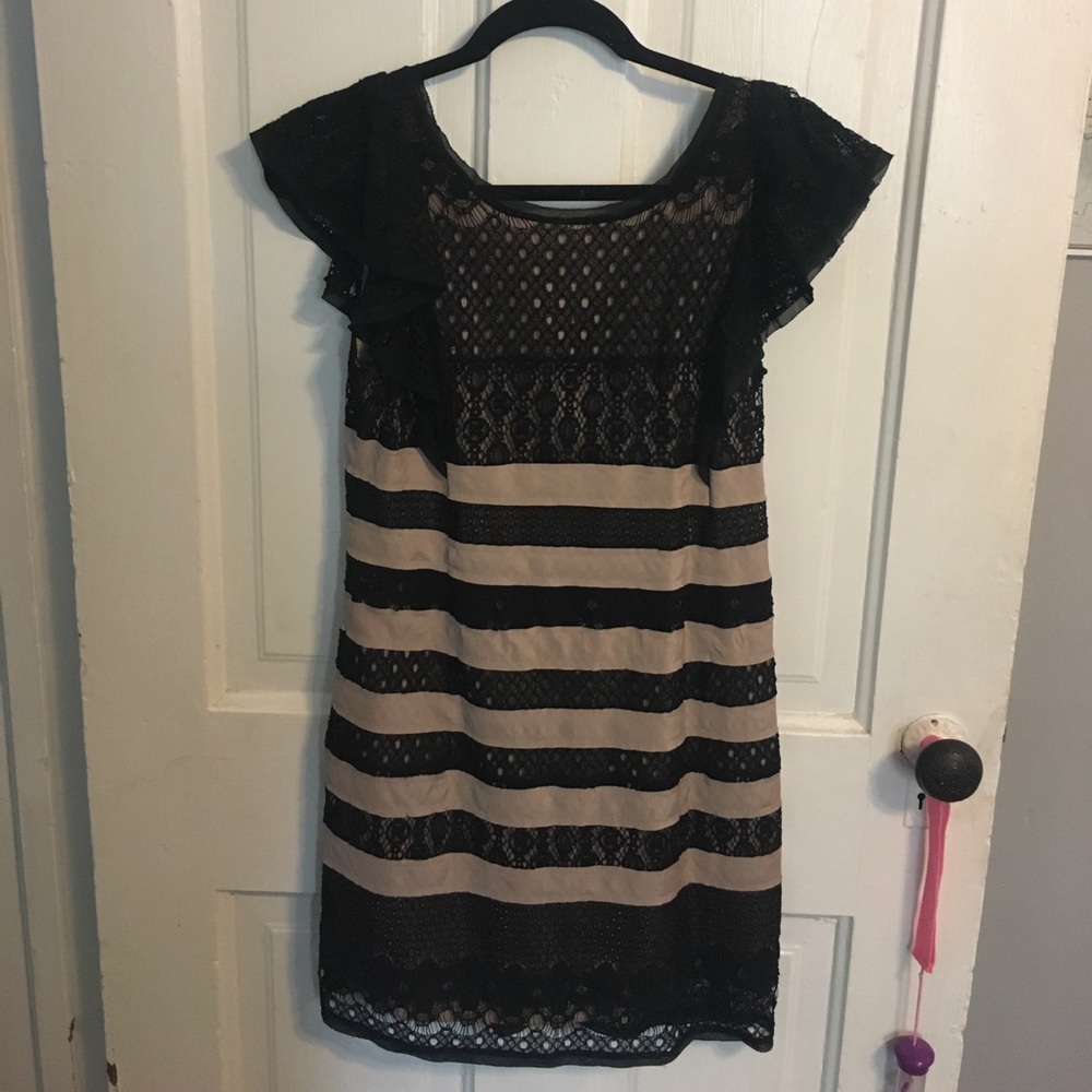 BCBG black/neutral lace pattern dress
