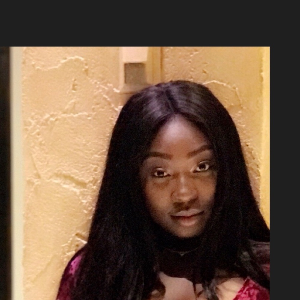 Meet your Posher, Briana