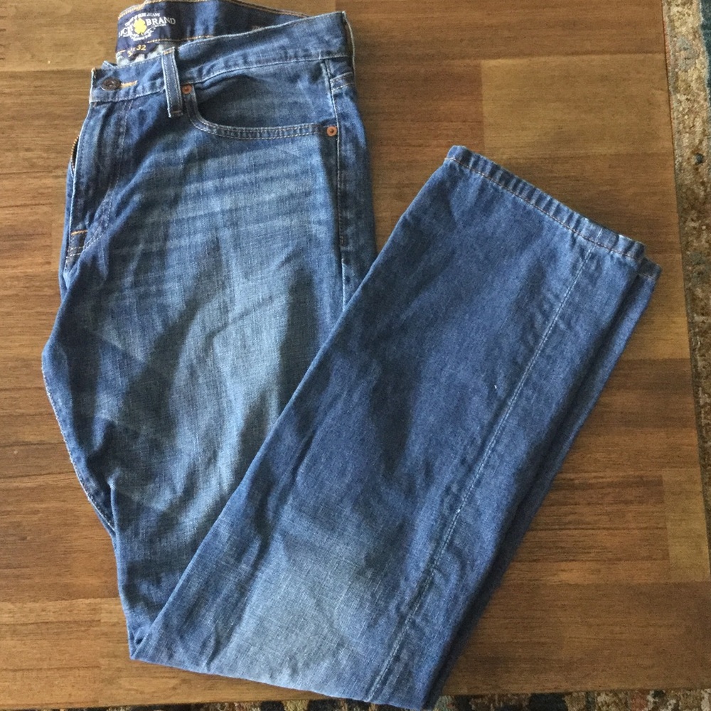 Men's Lucky brand Jeans. Straight Fit. 33x32