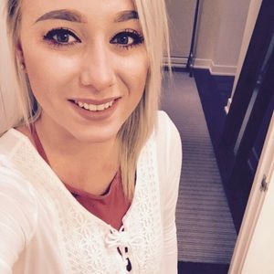 Meet your Posher, Katrina