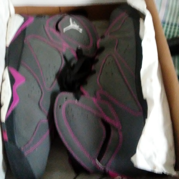 Jordan's - Picture 1 of 2