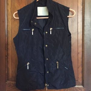 S Zara navy blue quilted vest