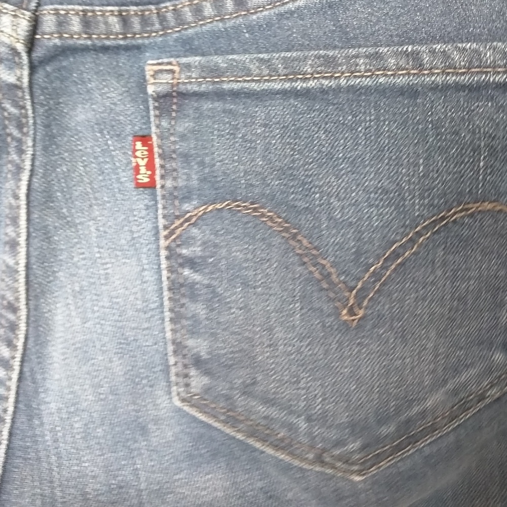 Jeans - Picture 3 of 4