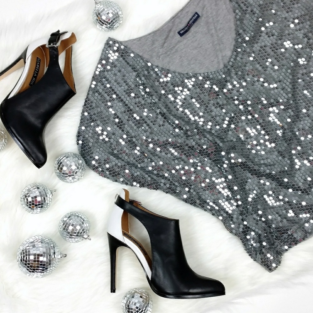 NWOT Brandy Melville sequin top