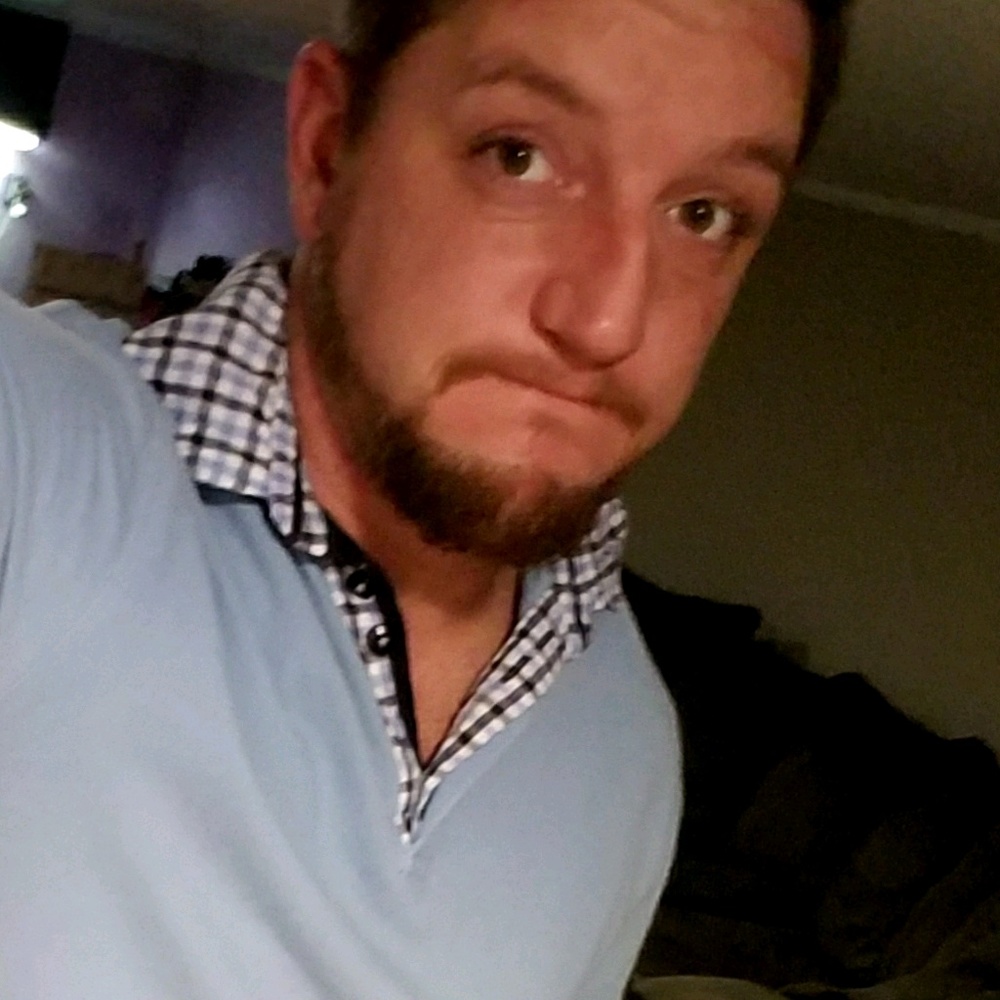 Meet your Posher, Adam