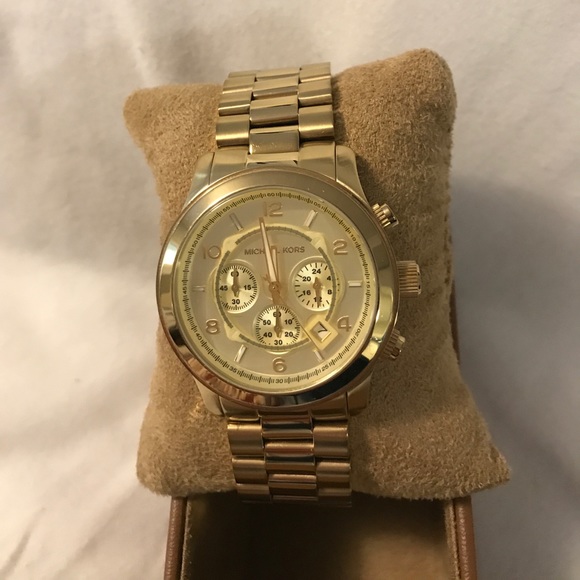 Mickael Kors - Runway Gold Watch - MK8077