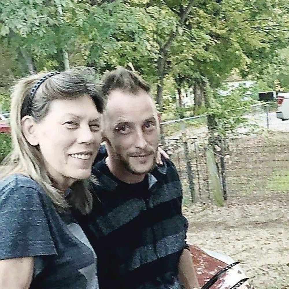 Meet your Posher, Roni