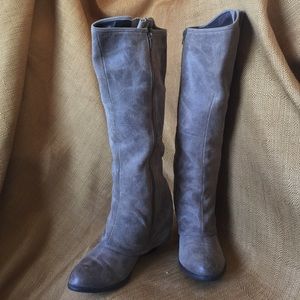 Fergie boots beautiful and perfect for snow❄️