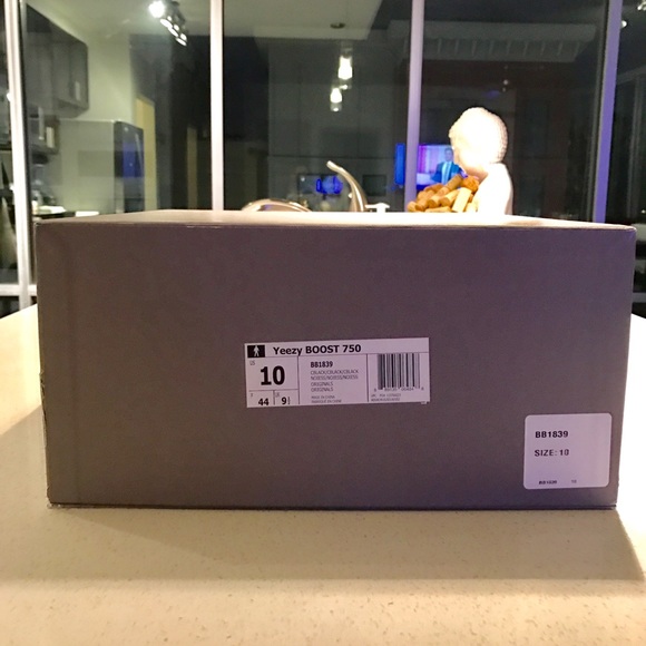 Black Yeezy BOOST 750 Men’s Size 10 - Picture 2 of 8