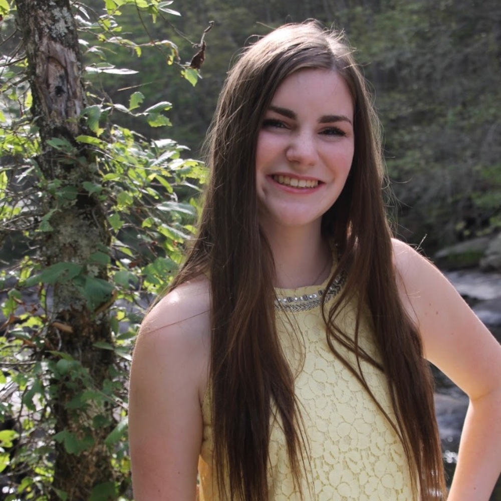 Meet your Posher, Brooke