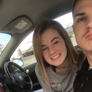 Meet your Posher, Hailey