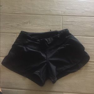 Black Lulu lemon Run shorts
