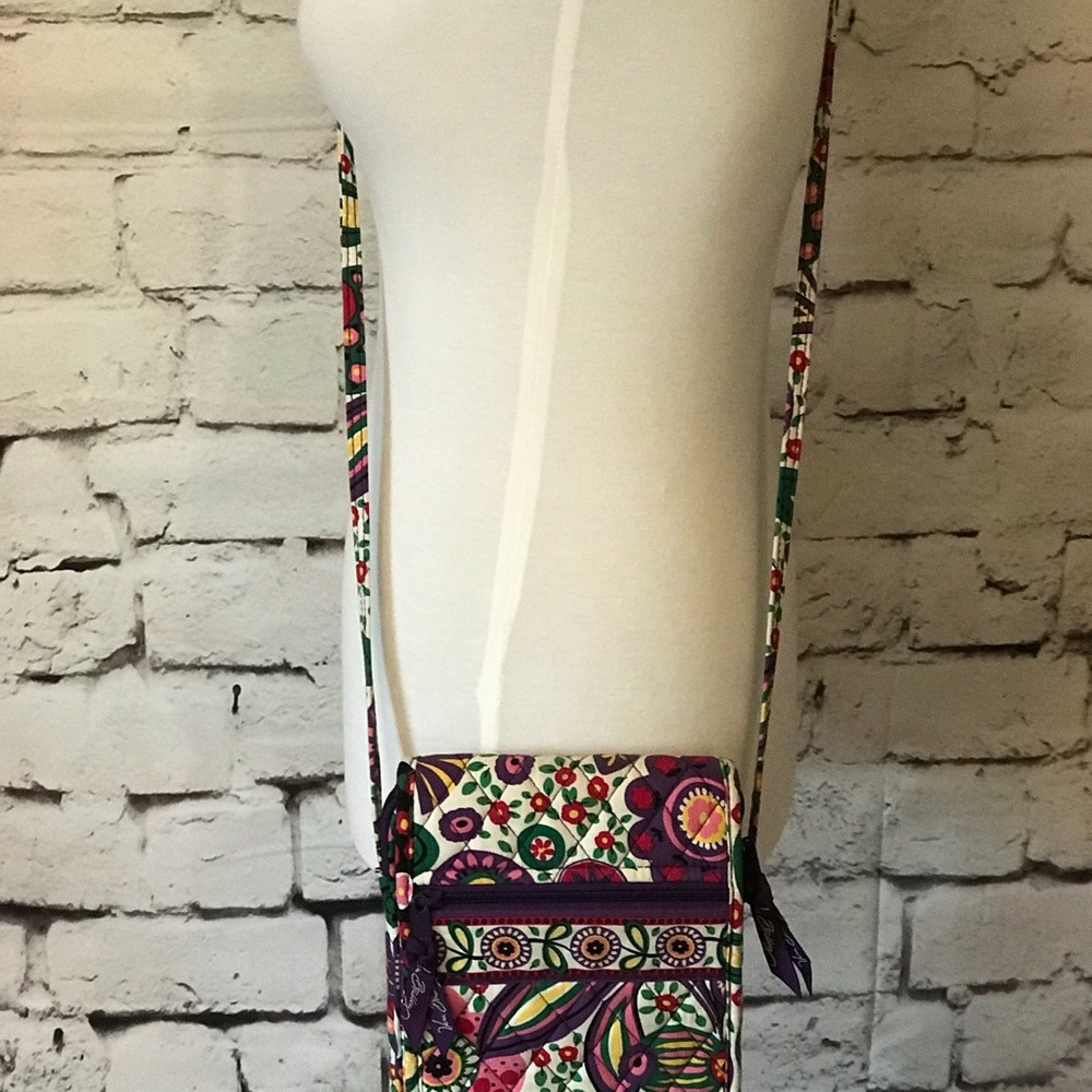 Vera Bradley Crossbody - Picture 2 of 7