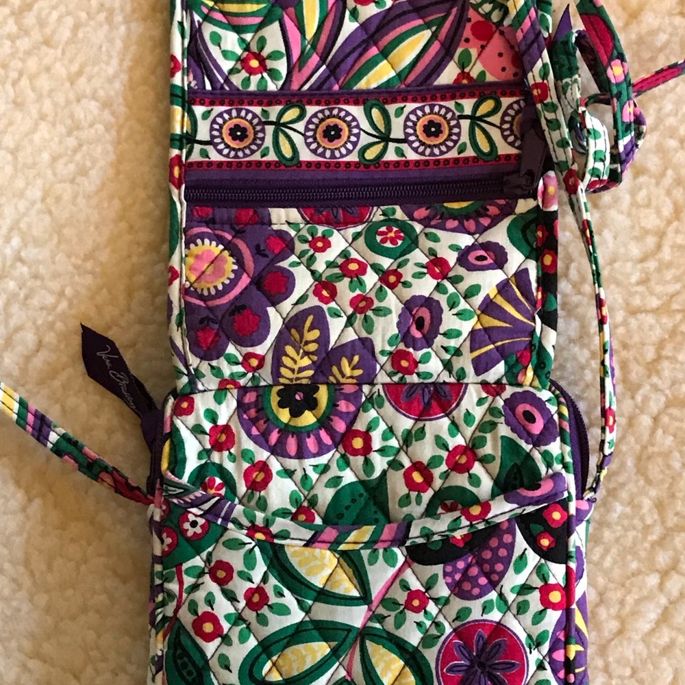 Vera Bradley Crossbody - Picture 6 of 7
