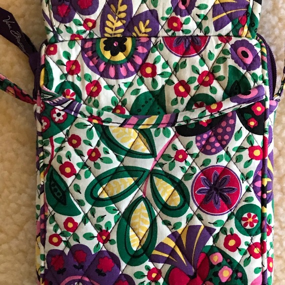 Vera Bradley Crossbody - Picture 7 of 7