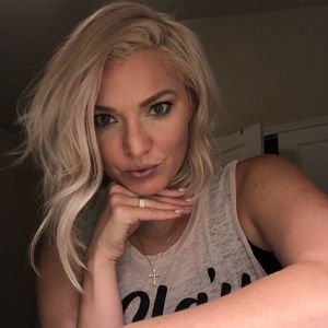 Meet your Posher, Annie