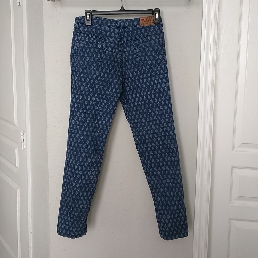 Jeans - Picture 3 of 3