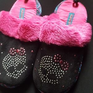 Girls size 2/3 Monster High slippers