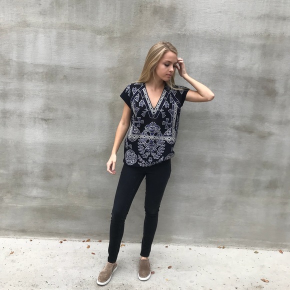 Tory Burch Tops - 💕FLASH SALE💕Tory Burch Patterned V-Neck