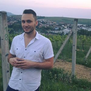 Meet your Posher, Sam