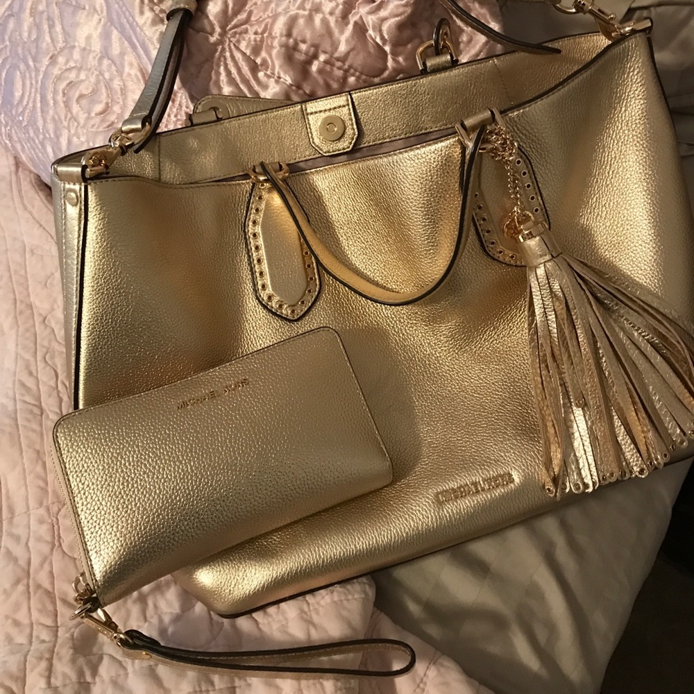 Michael Kors wallet and purse
