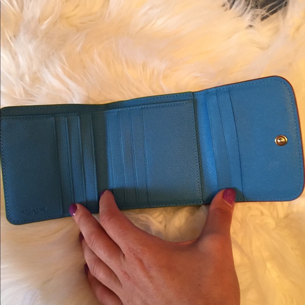 Coach Fold Wallet - Picture 2 of 5