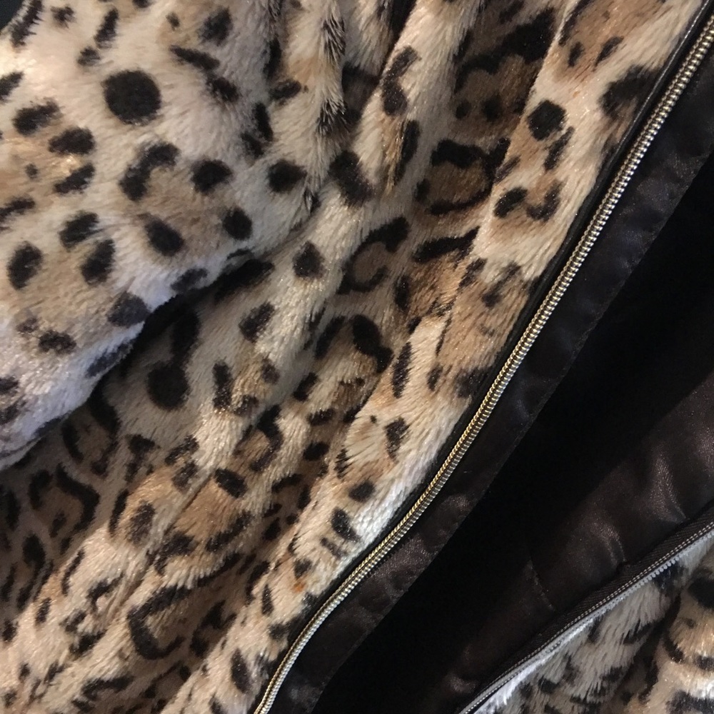 Girls fur coat with hood
