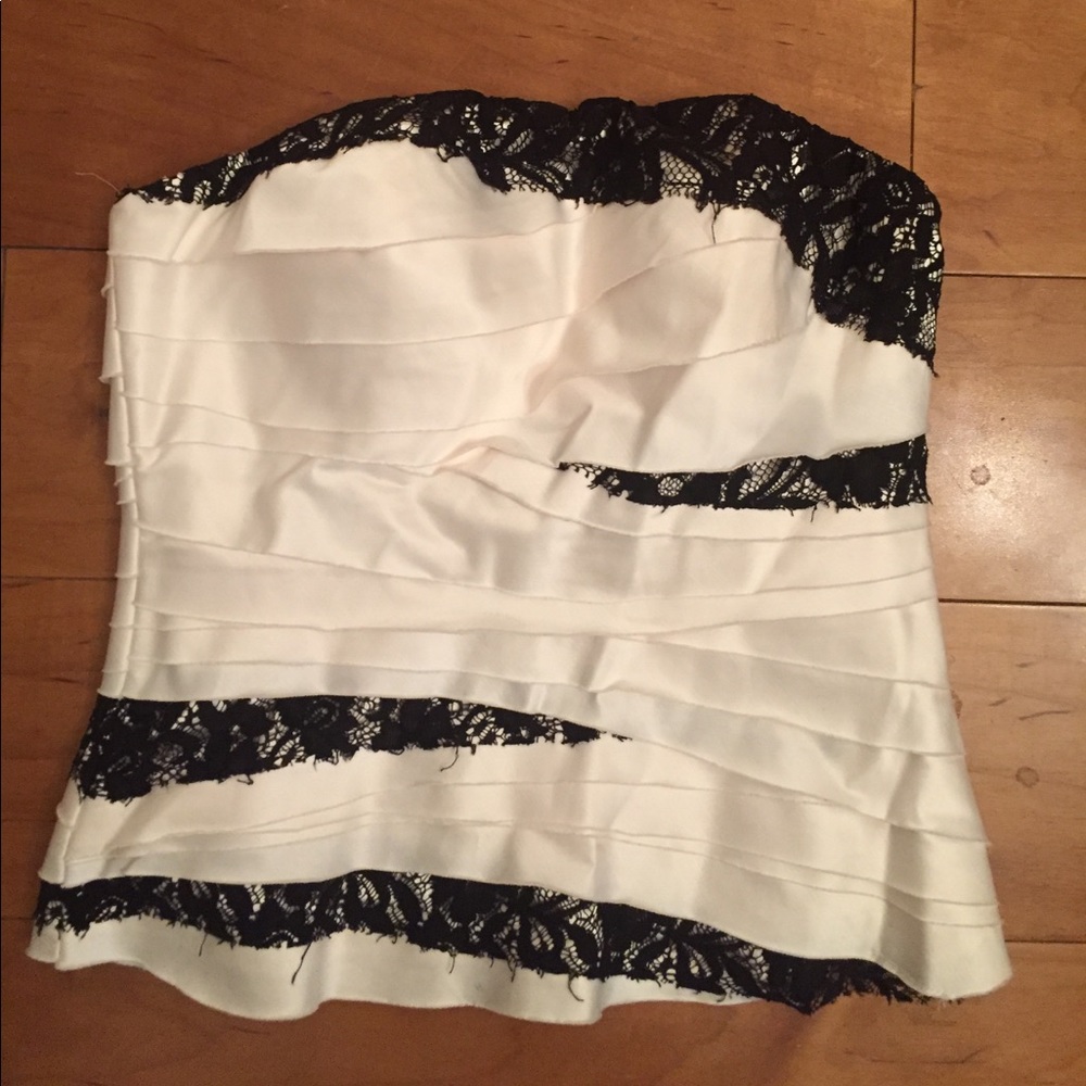 Formal, strapless top  XS