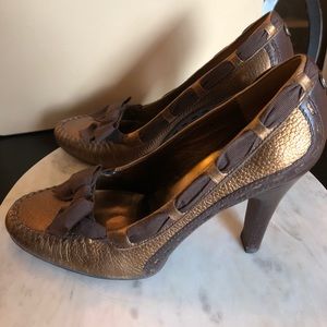 BCBGMazazaria pumps