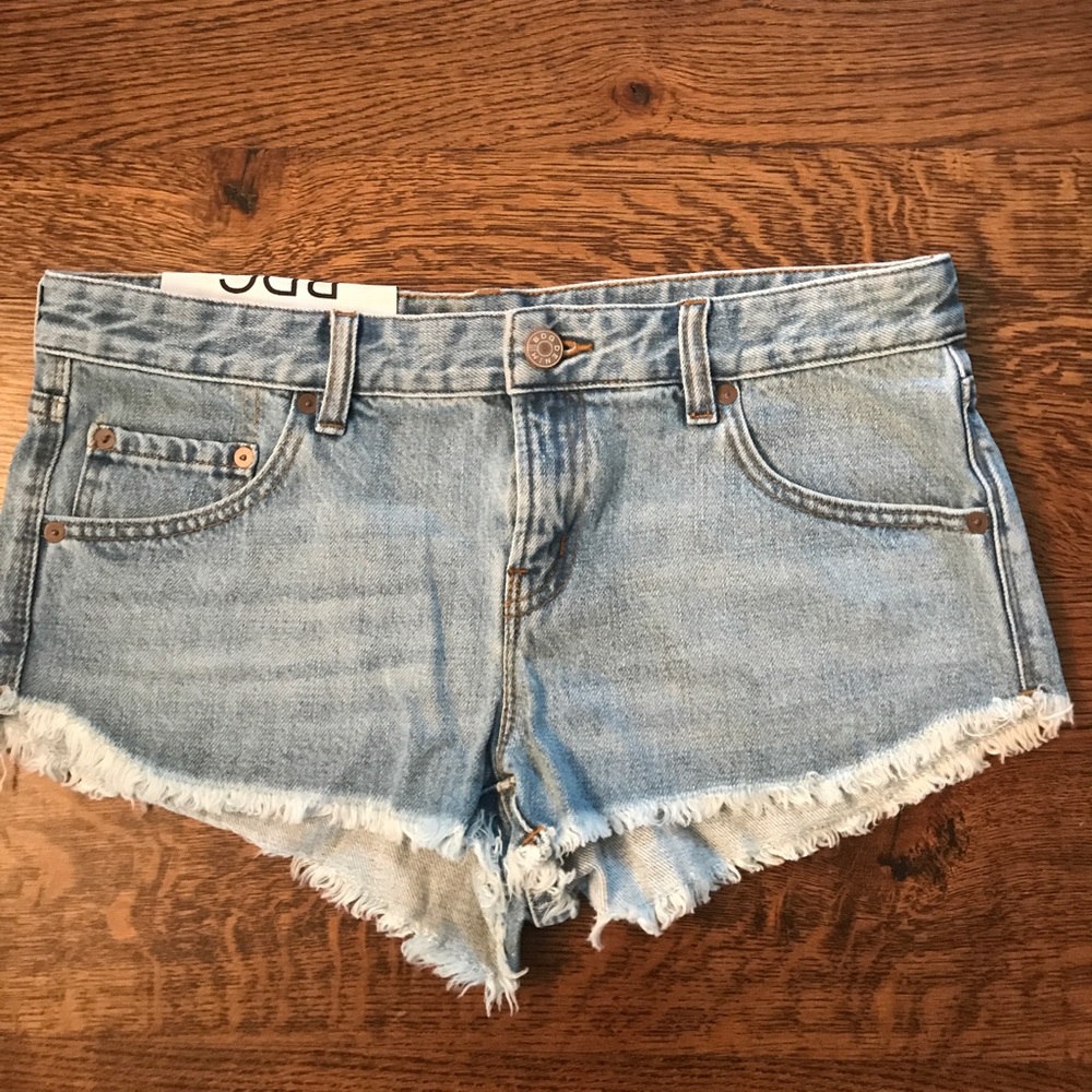 BDG low rise jean shorts