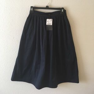 NWT Zara navy midi skirt with pockets!