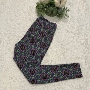 LuLaRoe (Tall & Curvy) Leggings