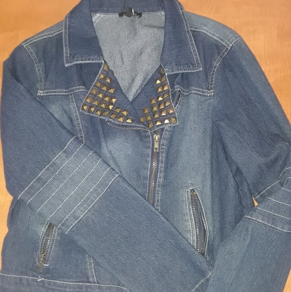 STUDDED JEAN JACKET - Picture 1 of 6