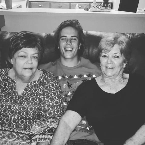 Meet your Posher, Kyle - Picture 1 of 1