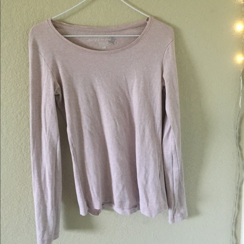 H&M log sleeve tee