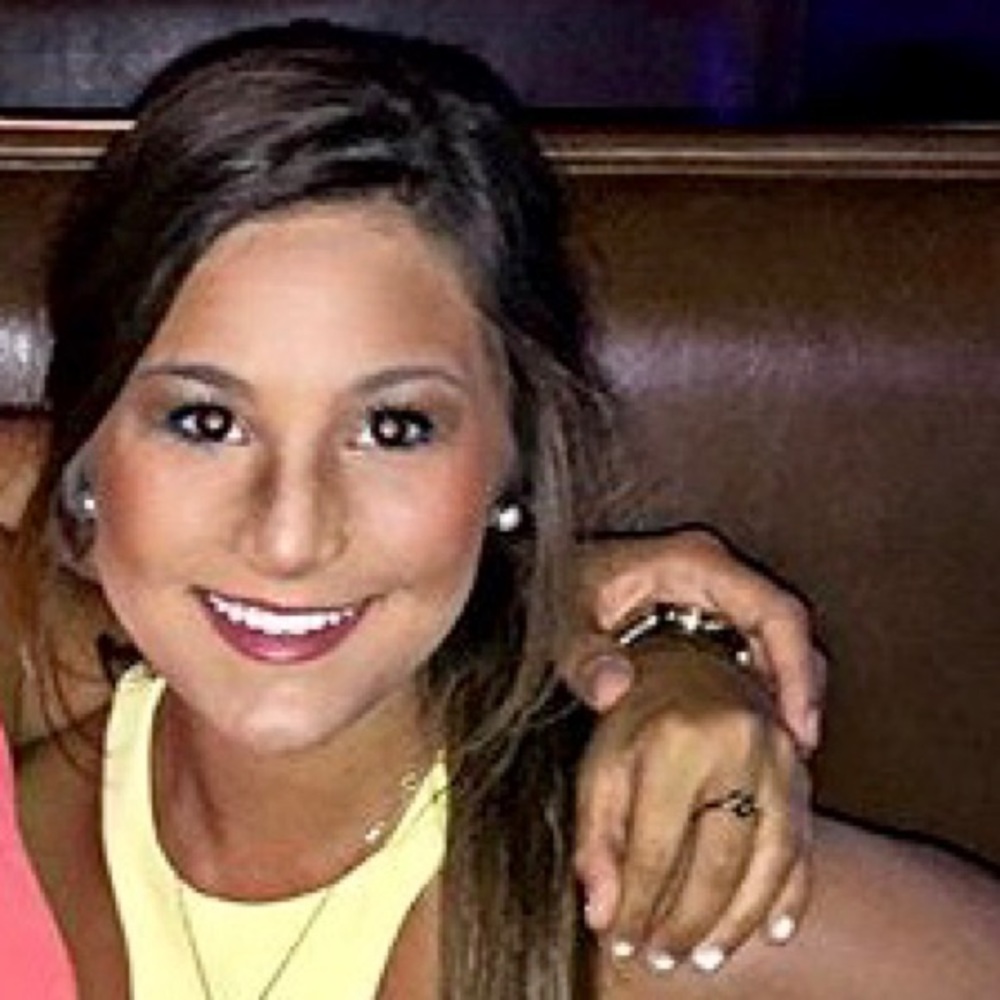 Meet your Posher, Christina