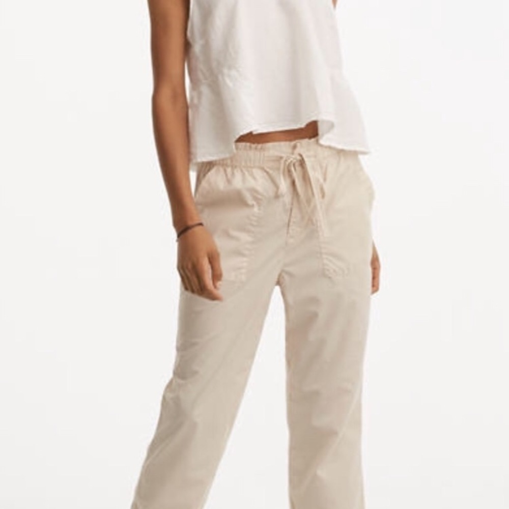 Lou & Grey wise leg Poplin Pants desert sand