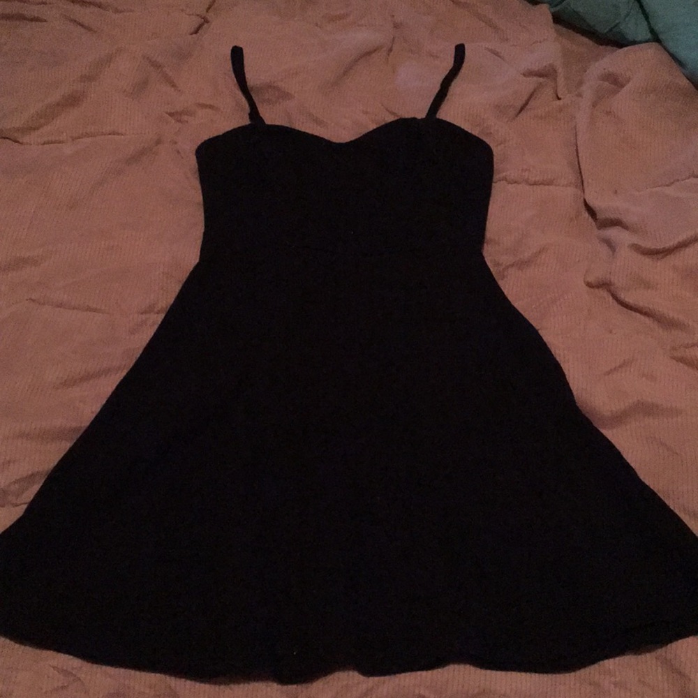 Forever 21 black dress