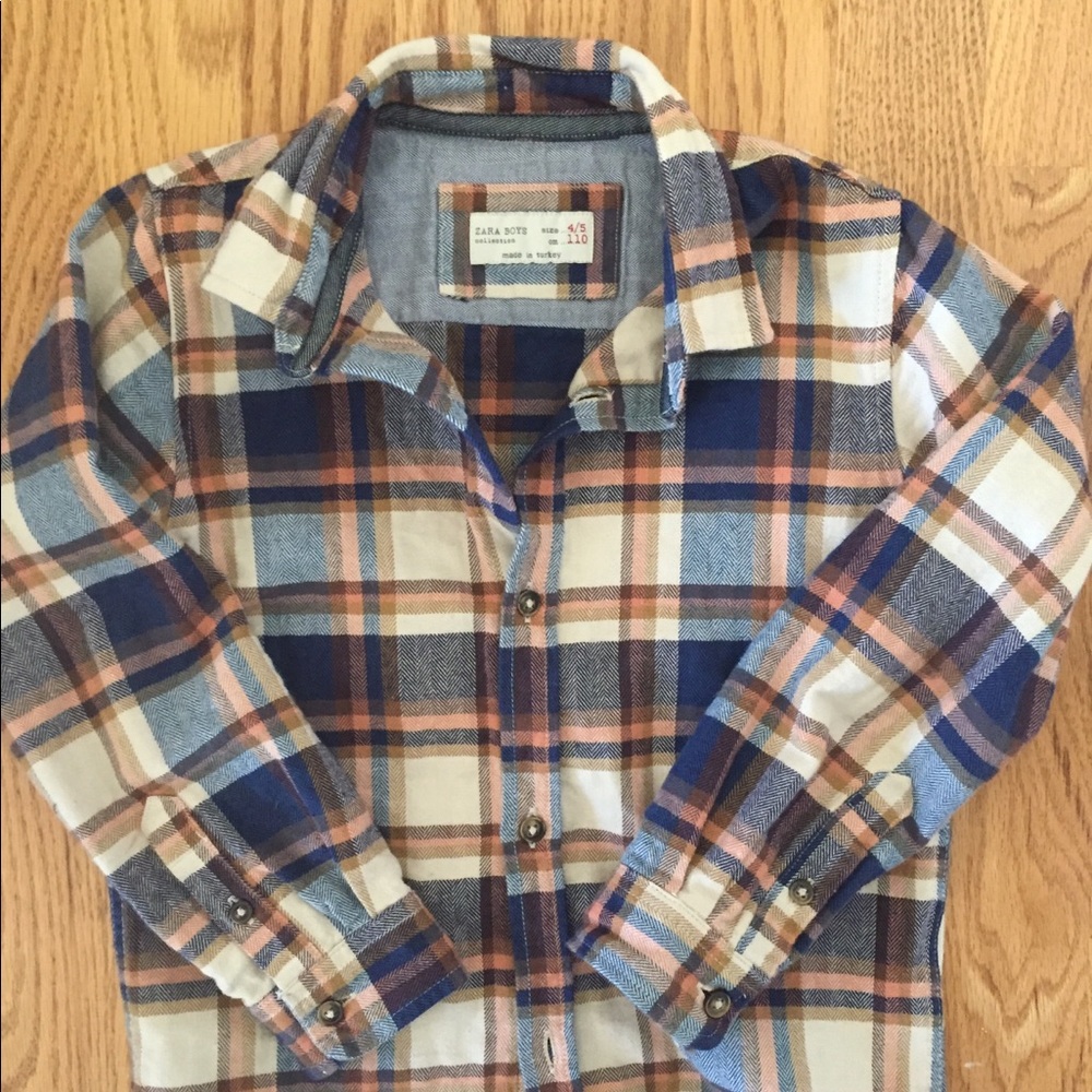Zara little boys size 4/5 long sleeve button down