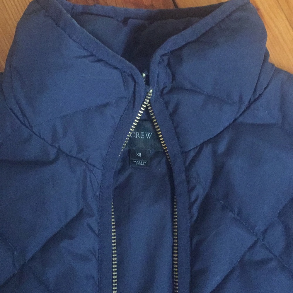 J.crew Excursion navy classic puff vest - size XS - Picture 3 of 4