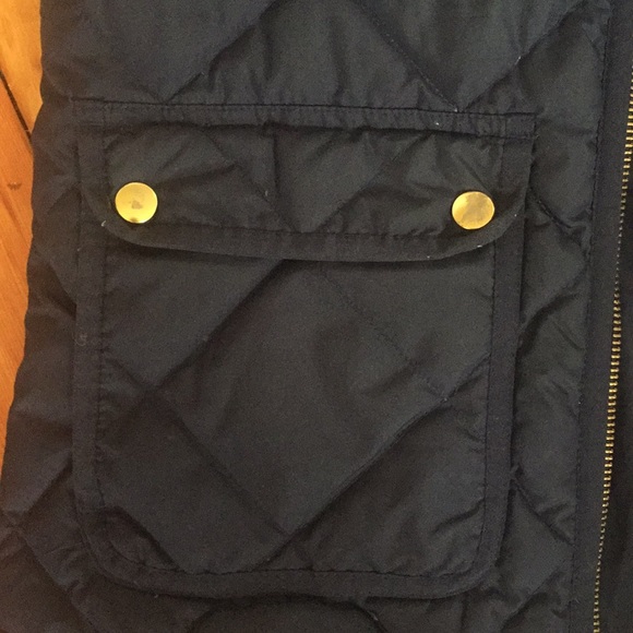 J.crew Excursion navy classic puff vest - size XS - Picture 2 of 4