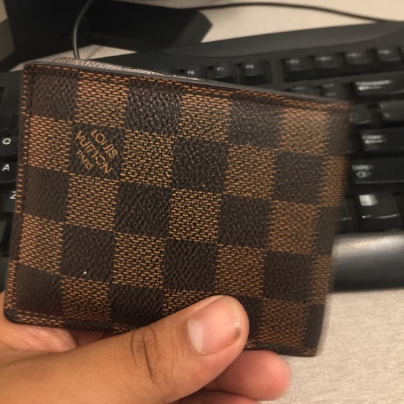 Louis Vuitton Wallet - Picture 3 of 5