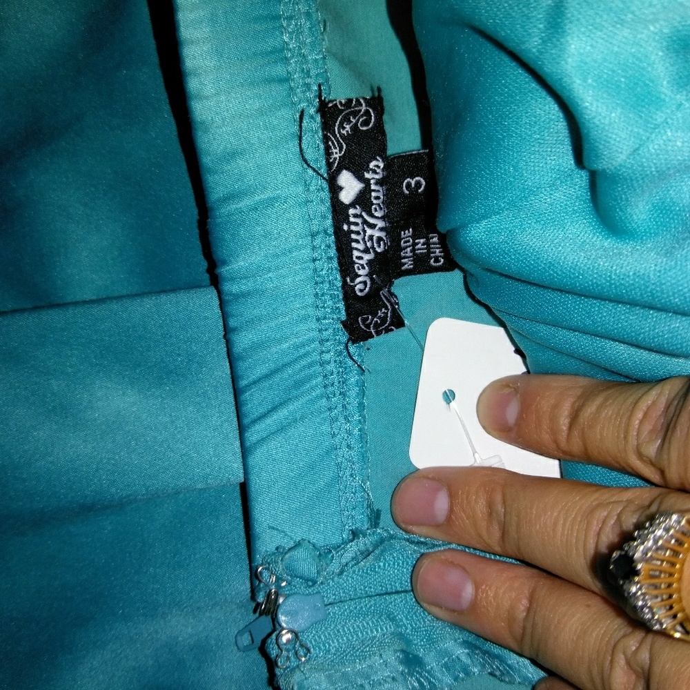 Formal - Picture 3 of 3