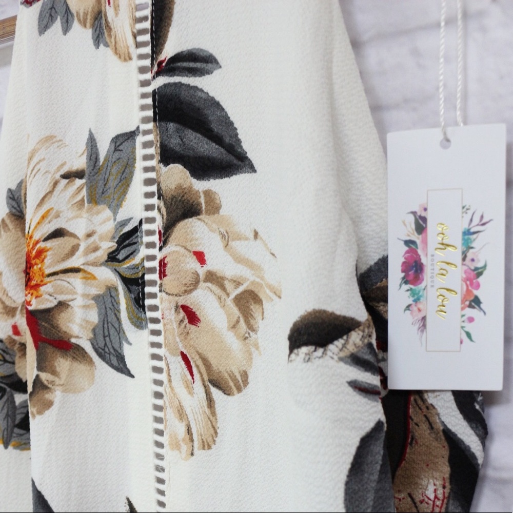 'Fitting In Floral' Maxi Dress - Picture 4 of 8