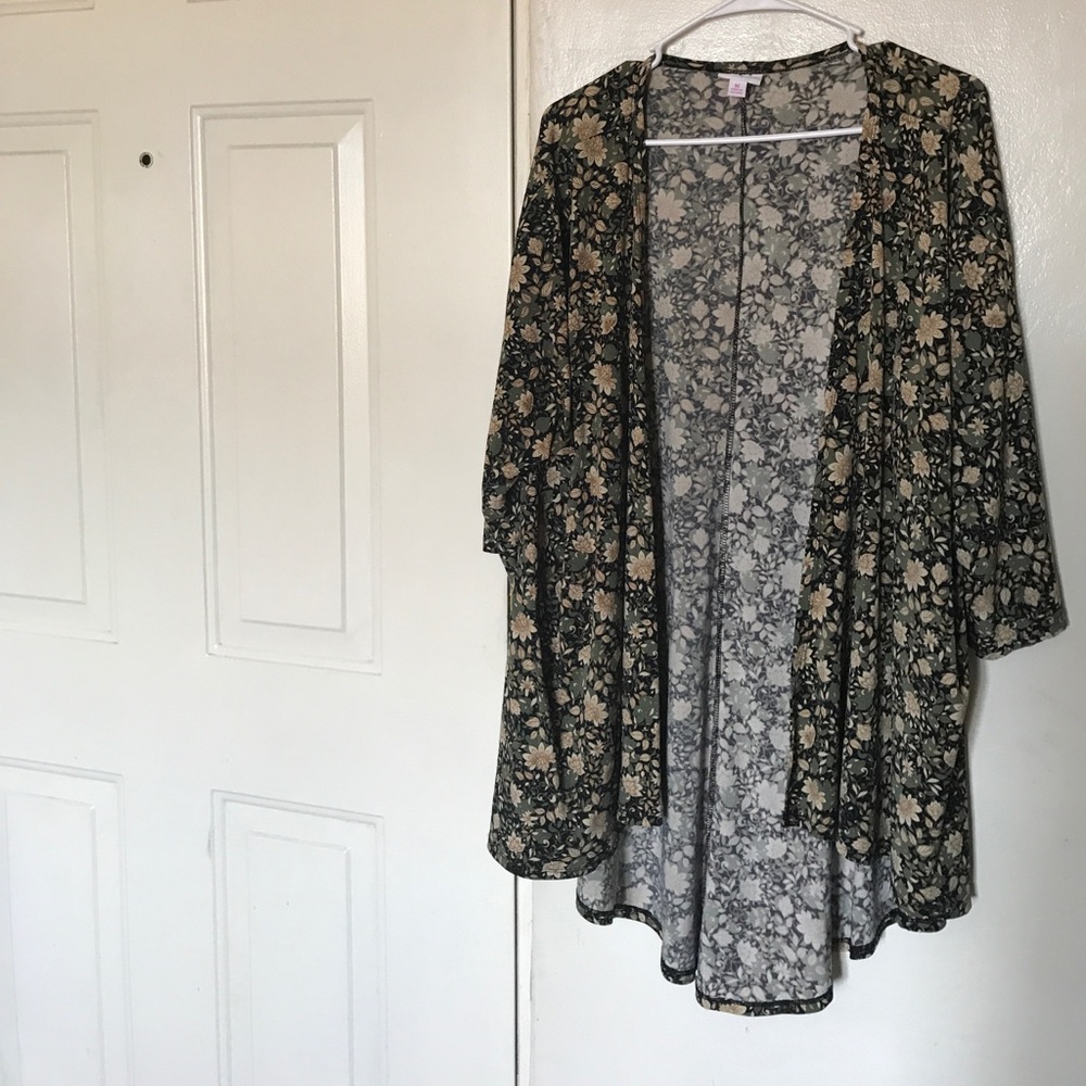 LuLaRoe Floral Lindsay